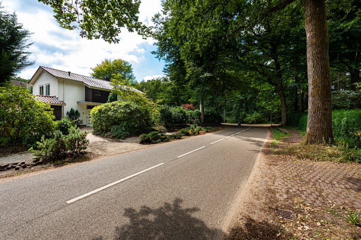 Melvill van Carnbeelaan 102 dans Driebergen-Rijsenburg photo