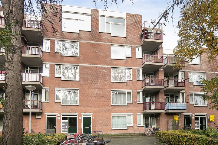 Menadostraat 27F in Amsterdam photo