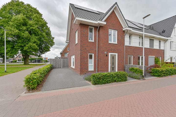 Menso Altinghof 1 in Hoogeveen Foto