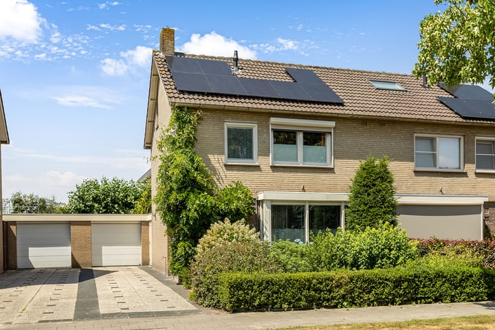 Mentanalaan 7 in Oudenbosch Foto