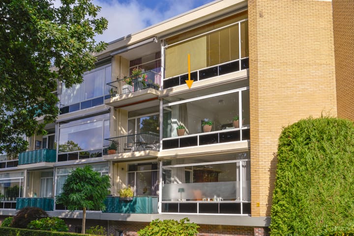 Merelhof 12 in Baarn photo