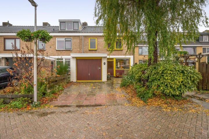 Merellaan 183 in Capelle aan den IJssel Foto