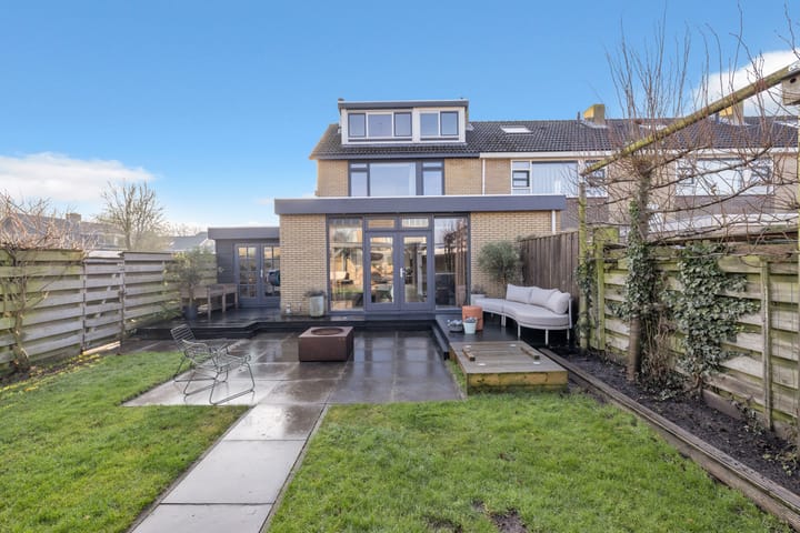 Merelstraat 24 in Warmenhuizen