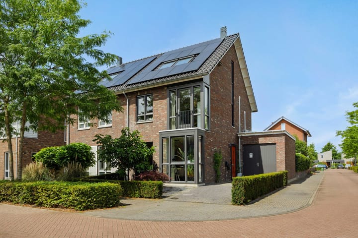 Mergelven 54 in Veghel Foto