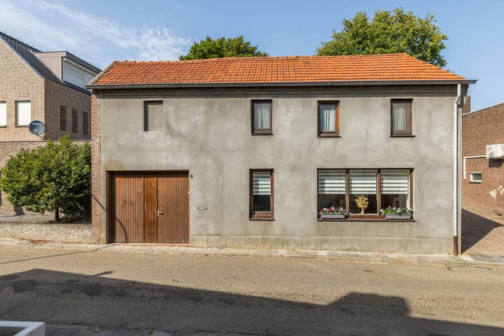 Merkelbeekerstraat 6 in Schinveld Foto