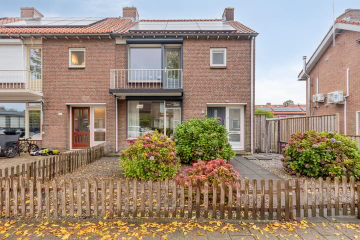 Merwedestraat 21 in Velp