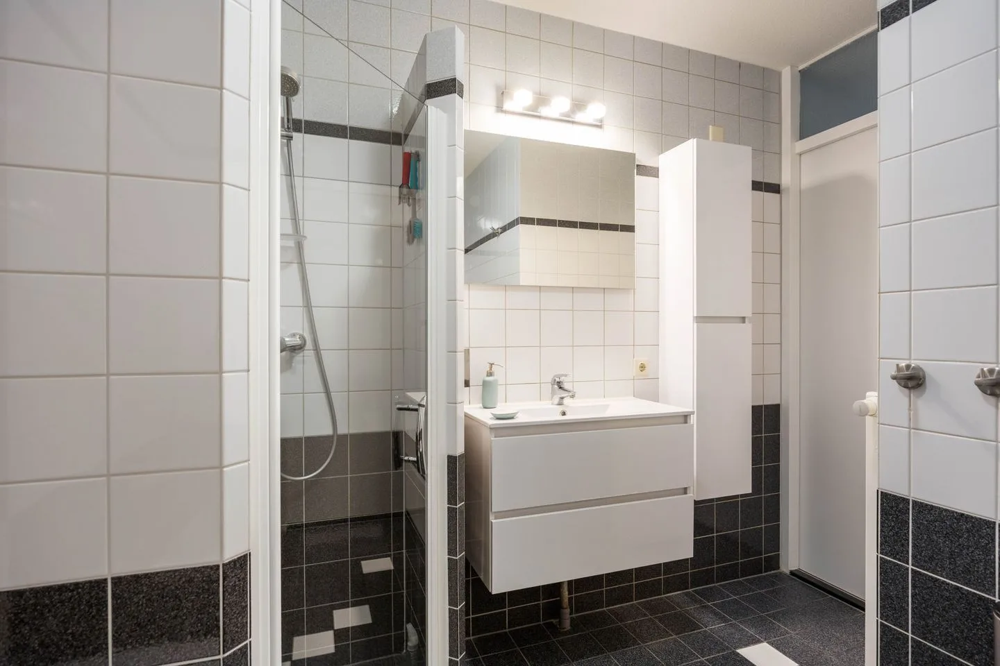Merwedestraat 42 b Groningen thumbnail 46