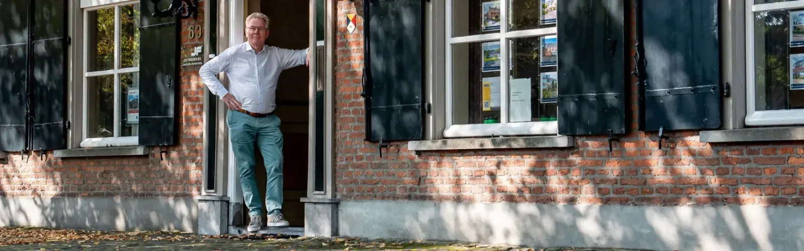 Mannschaftsfoto von Met Ons Makelaars Bergeijk