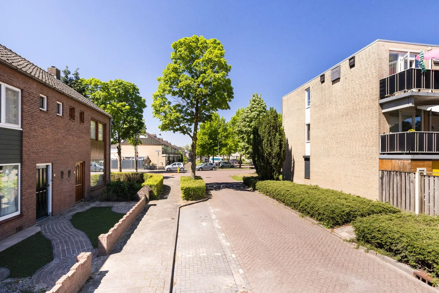 Mgr. Frenckenstraat 9 Oosterhout thumbnail 47