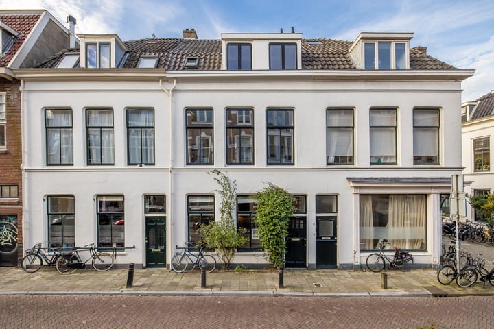 Mgr. van de Weteringstraat 4 in Utrecht