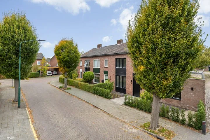 Mgr. Van Dijkstraat 2 Ulvenhout thumbnail 51