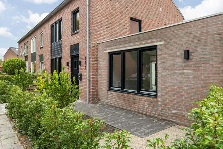 Mgr. Van Dijkstraat 2 Ulvenhout thumbnail 53