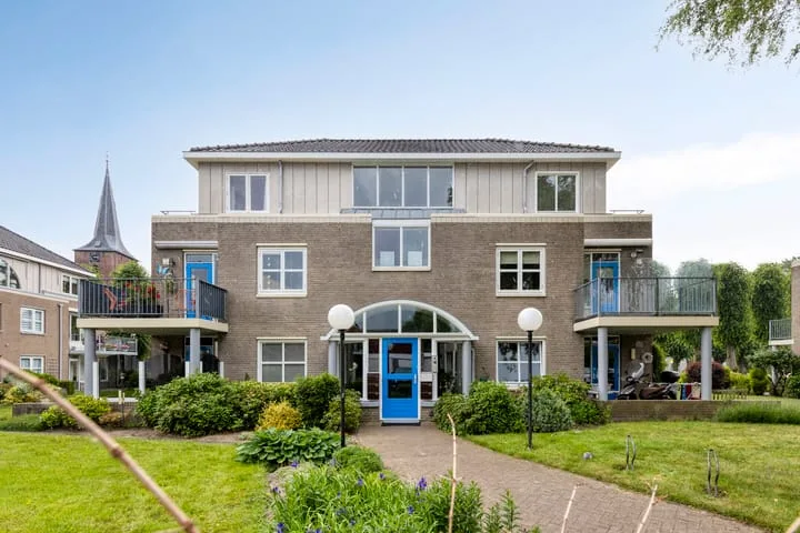 Middendorp 9 en Gieten