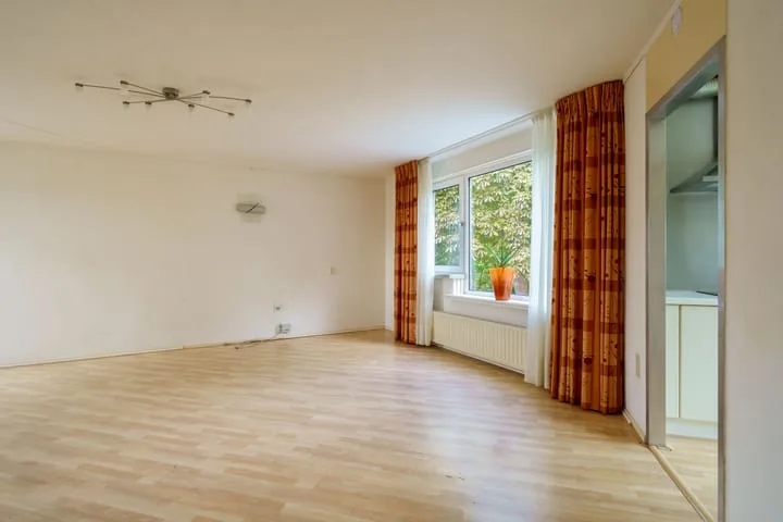 Middenhof 213 Almere thumbnail 10
