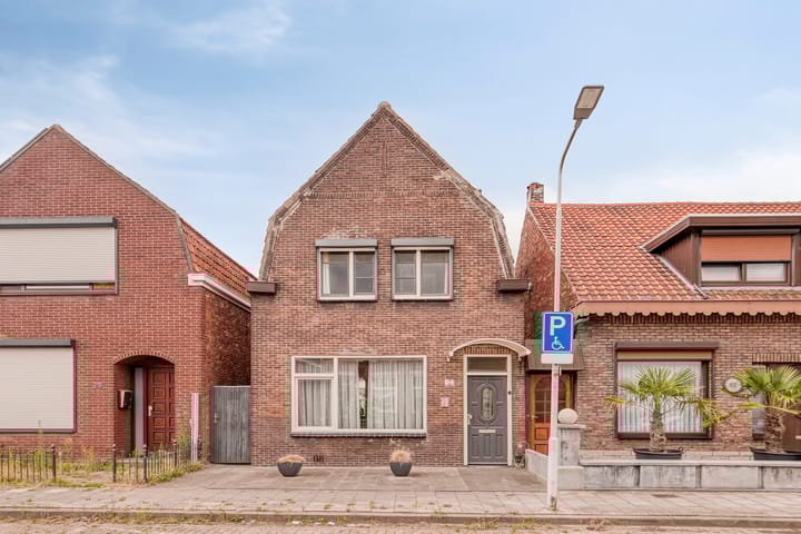Middenstraat 94 en Sluiskil foto