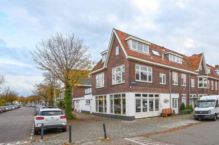 Middenweg 130A in Haarlem foto