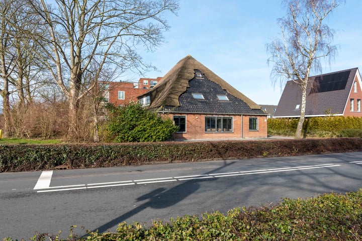 Photo of property Middenweg 141, Heerhugowaard