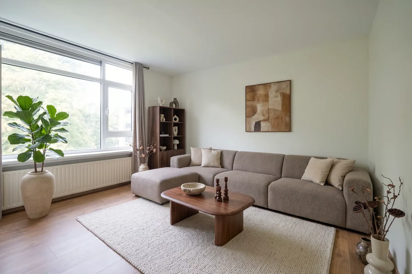 Midscheeps 32 in Amsterdam