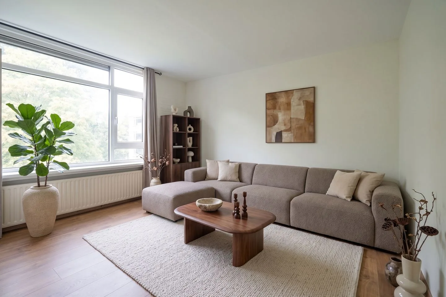 Midscheeps 32 in Amsterdam