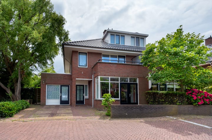 Mijlpaal 4 in 's-Gravenhage foto