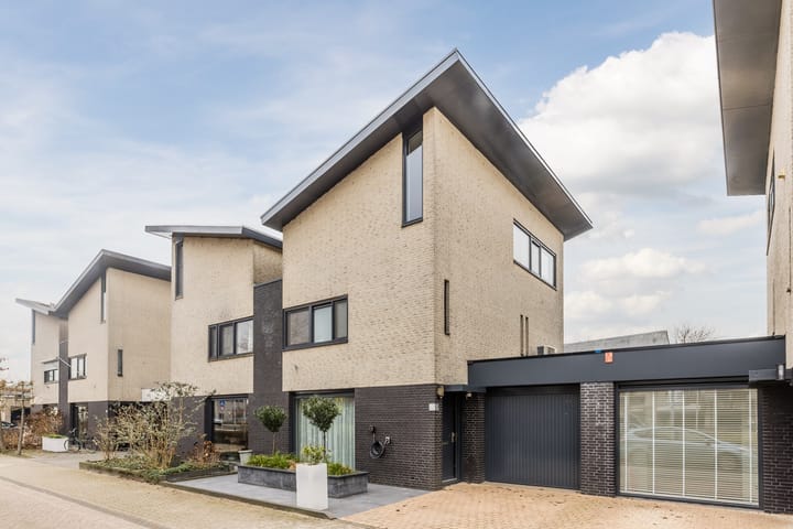 Milheezestraat 36 in Tilburg photo