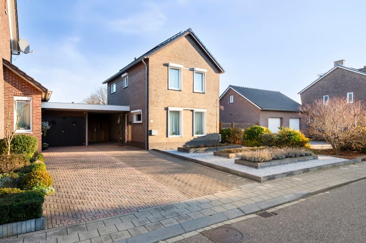 Millenerweg 17A en Nieuwstadt foto