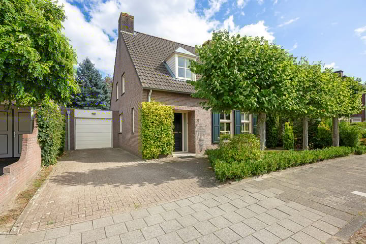 Min. Aalbersestraat 12 dans Valkenswaard photo