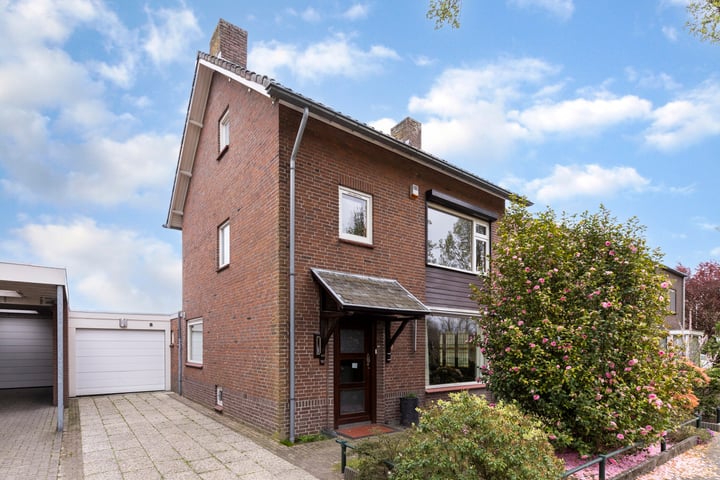 Min. Aalbersestraat 46 in Valkenswaard Foto