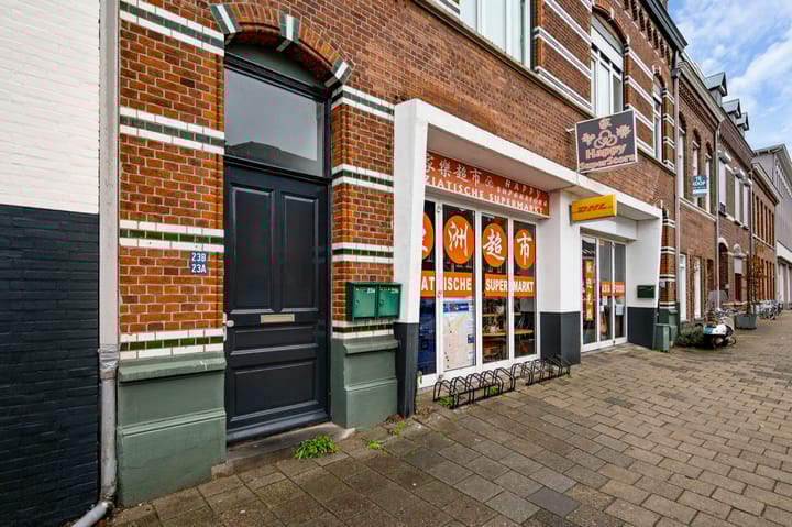 Minderbroederssingel 23B in Roermond Foto