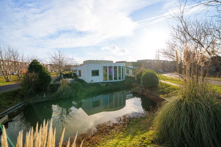 Minervasingel 18 in Almere