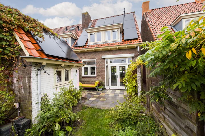 Minister de Visserstraat 10 in Utrecht photo