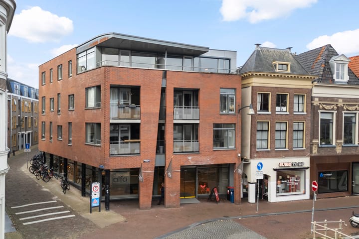 Minnemastraat 10 in Leeuwarden Foto