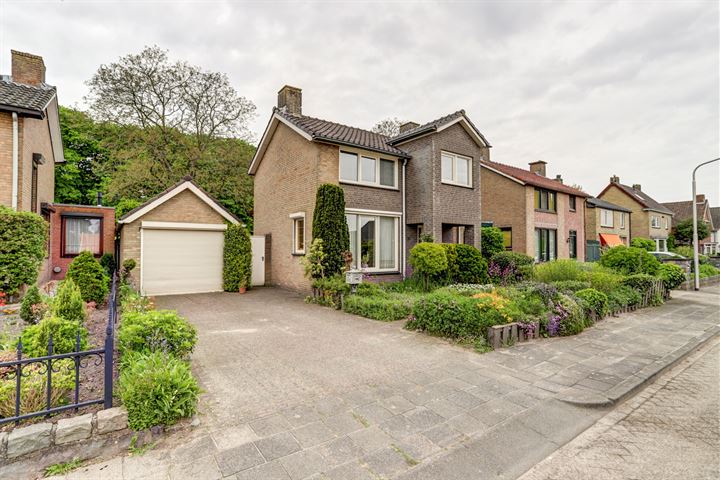 Molenbaan 20 in Sprundel Foto