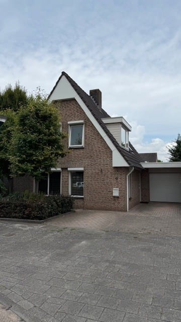 Molenbeek 22 in Kaatsheuvel foto