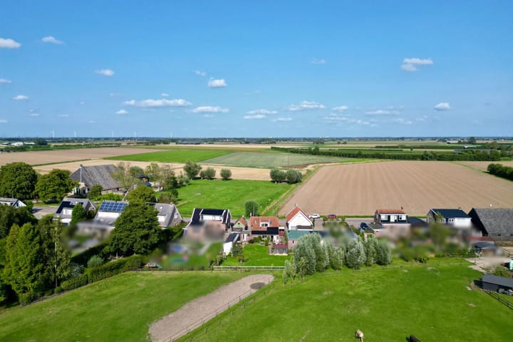 Molendijk 130 in Klaaswaal Foto