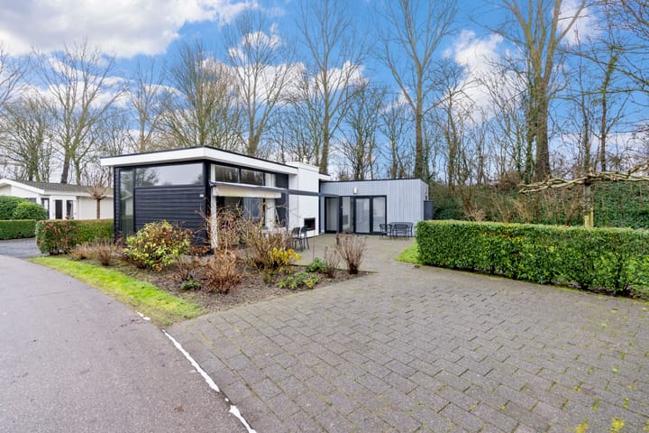 Molengroet 1-730 dans Noord-Scharwoude photo