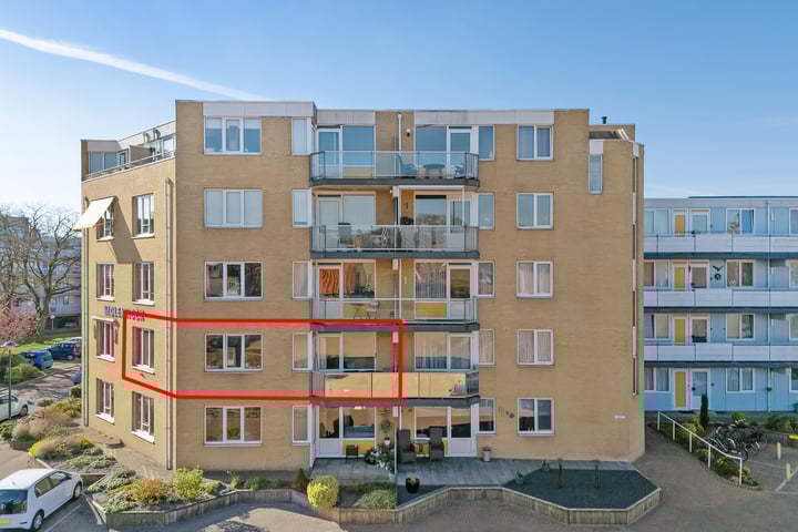 Molenstraat 41 en Emmen foto