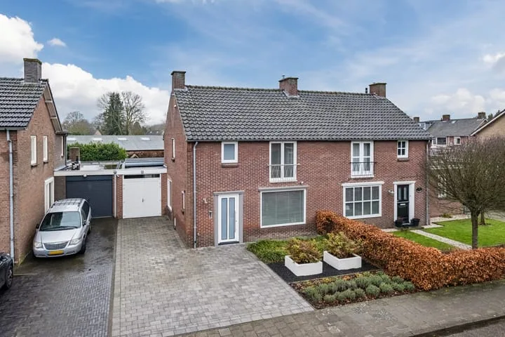 Molenstraat 9 in Budel