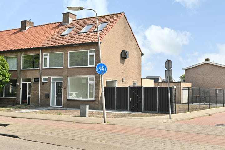 Molenweg 32 in Steenbergen Foto