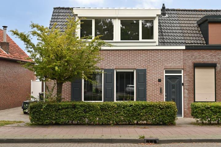 Molenweg 9 in Steenbergen Foto