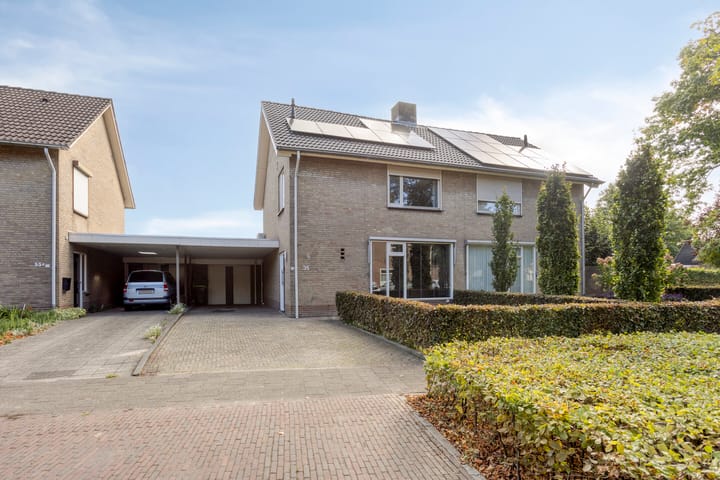 Monseigneur Borretstraat 35 in Reek Foto