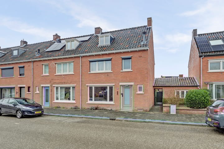 Photo of property Monseigneur Zwijsenstraat 19, Venlo