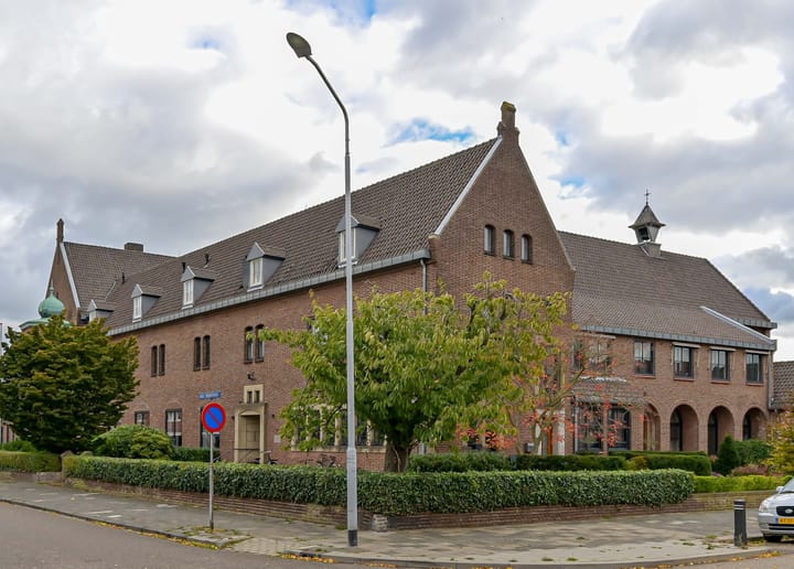 Monseigneur Zwijsenstraat 2C in Venlo foto