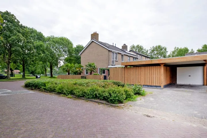 Montbretiastraat 2 in Hoogeveen