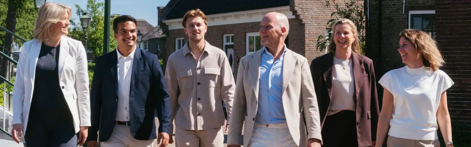 Team photo of MORRIS NVM makelaars l taxateurs