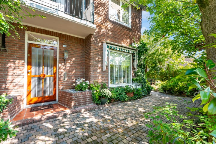 Mr. F.A. van Hallweg 21 en Amstelveen foto