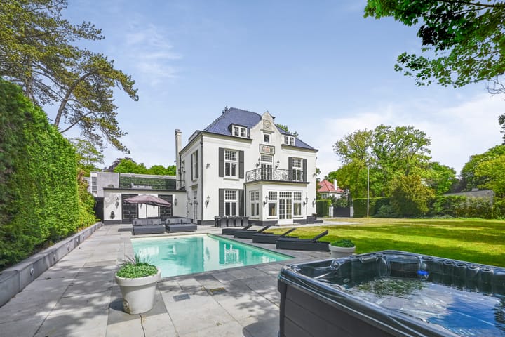 Mr. H. Enschedéweg 24 en Aerdenhout foto