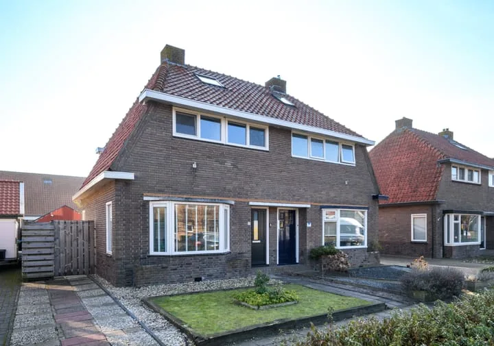 Mr Halbe Binnertsstraat 10 dans Heerenveen