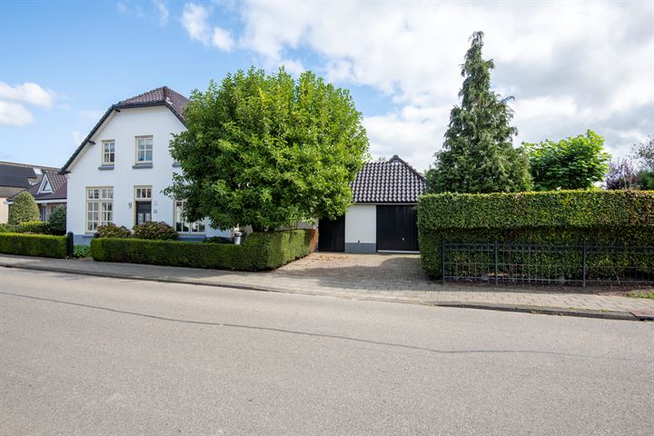 Mr. van Coothstraat 30 in Druten Foto