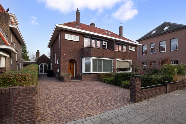 Mr. van Coothstraat 53c in Waalwijk photo